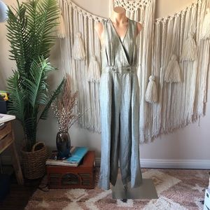 BNWOT Madewell Surplice Linen Jumpsuit